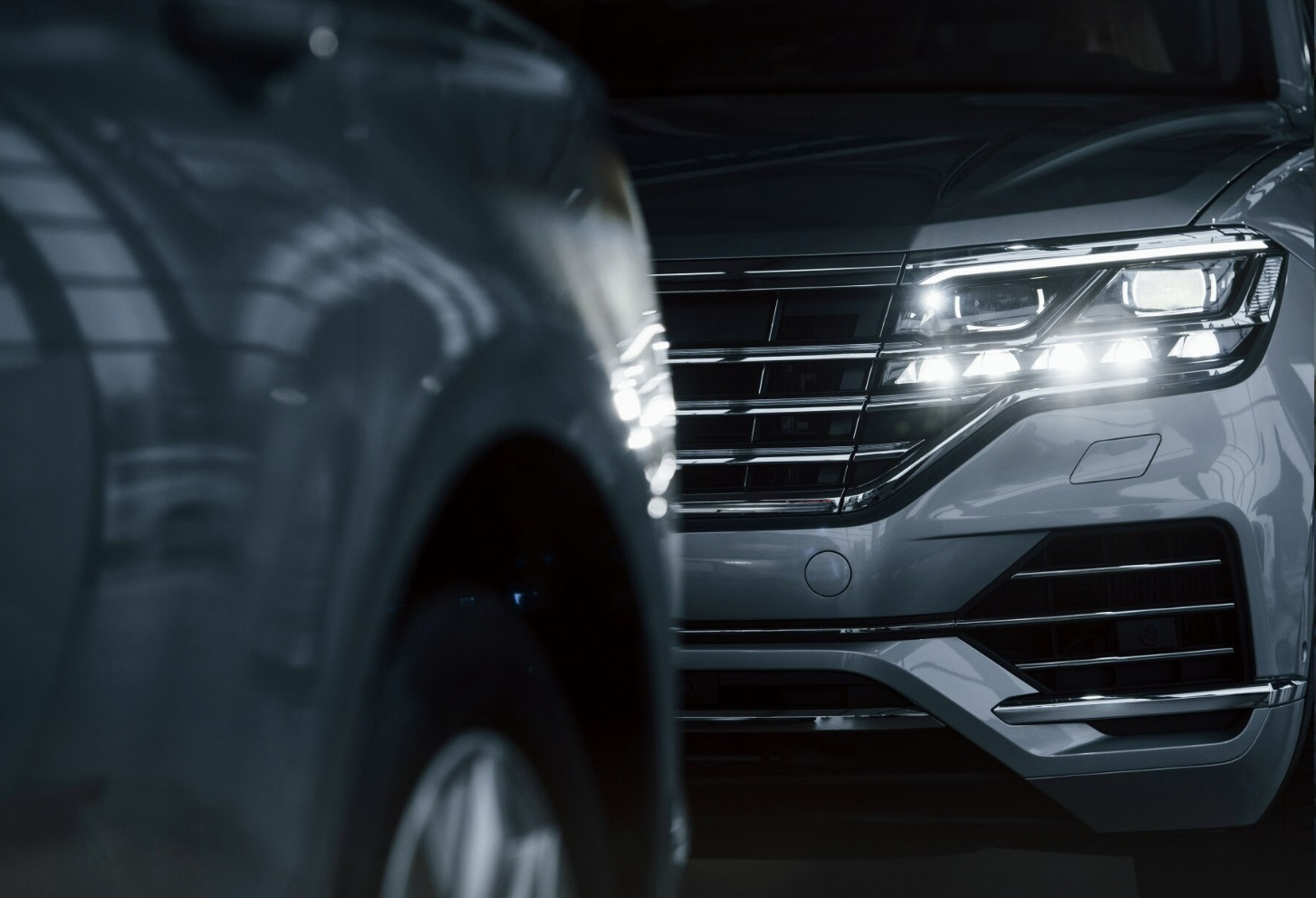Crossovers & SUVs